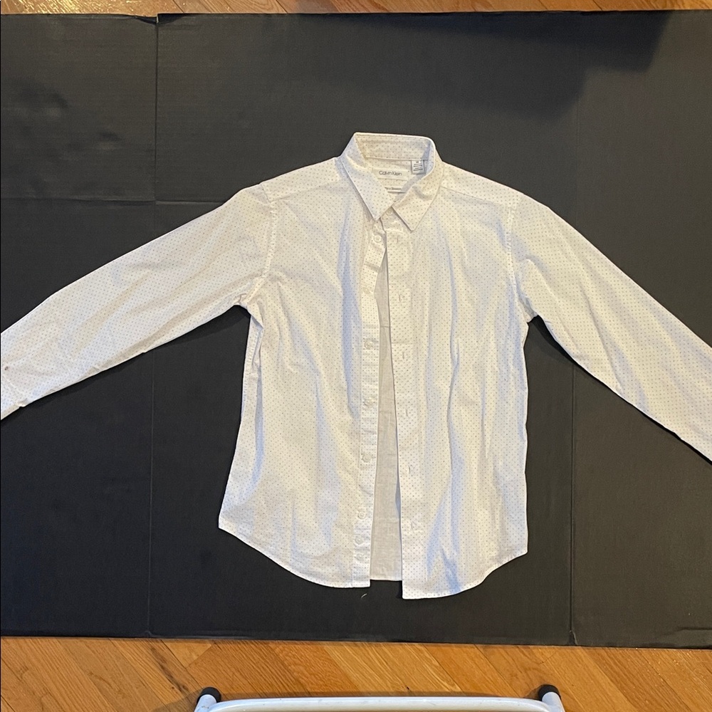Calvin Klein White Patterned Button-Down Shirt